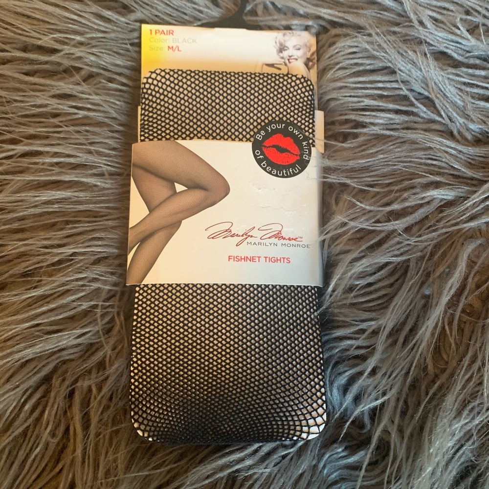 Fishnet pantyhose